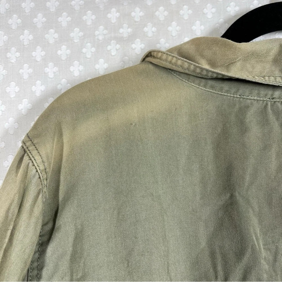 Torrid Olive Green Button Down Top - Picture 4 of 5